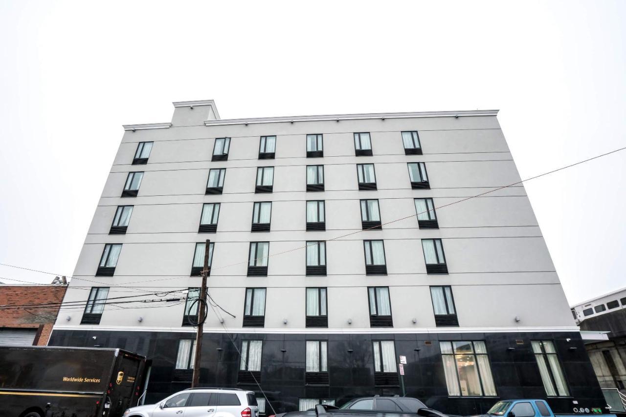 Letap Hotel Near Airtrain Jfk Airport Nova York Exterior foto
