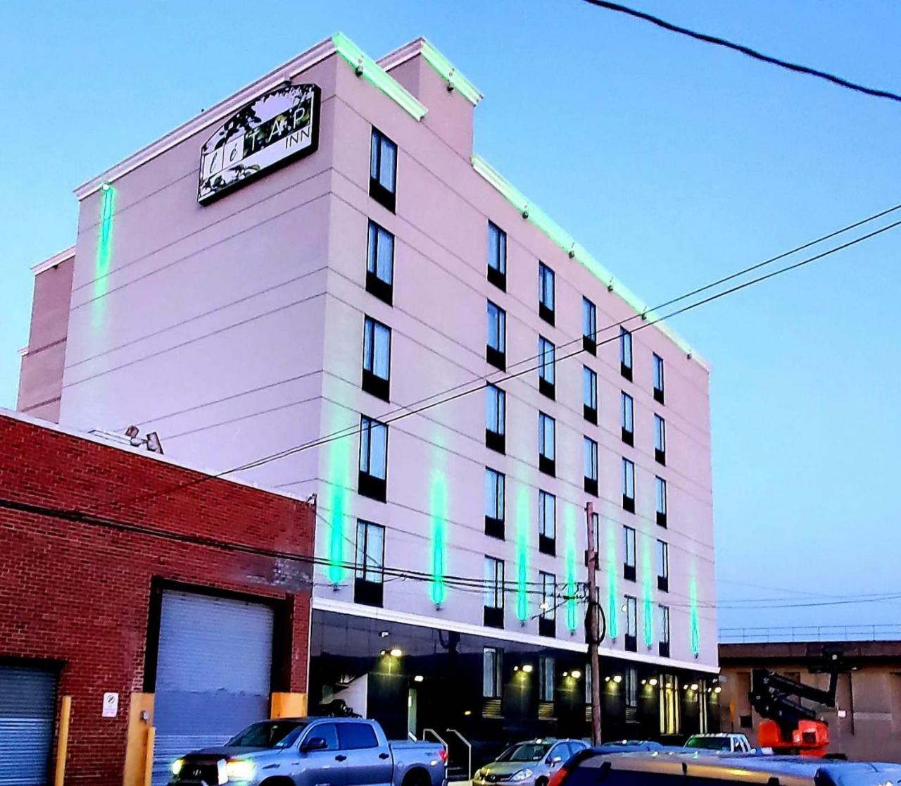 Letap Hotel Near Airtrain Jfk Airport Nova York Exterior foto